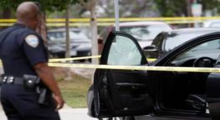 Arab Egyptian-American tueurt l'enfant malade avec la réunion pour sécurité