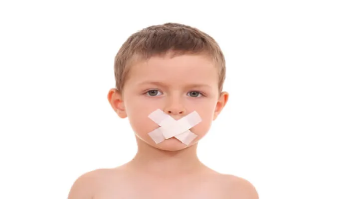 Can masks cause speech disorders in children?