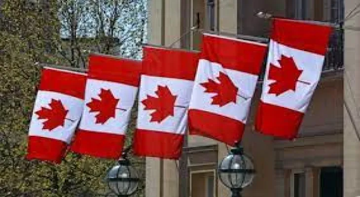 Does the Canadian immigration office practice "racial discrimination" when reviewing immigrant files?