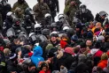 Ottawa: Police control downtown and some protesters refuse to leave