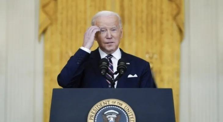 Biden: Announced the first package of sanctions that will isolate Russia from the Western financial system