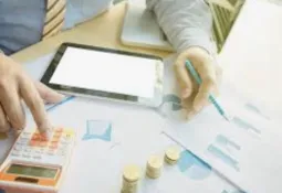 How to Successfully Manage Your Money Amid Global Turmoil?