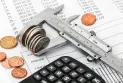 Quebec's Finance Minister presents today's budget for the current year, expected to tackle inflation.
