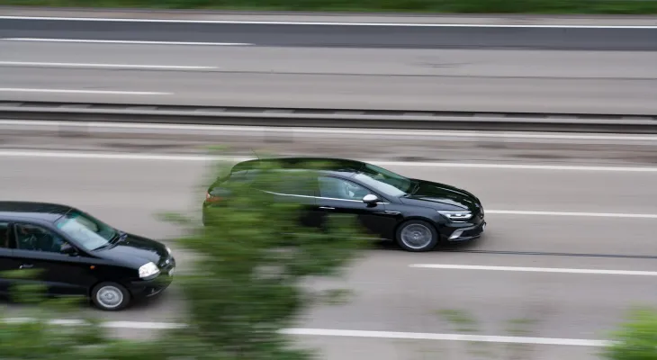Number of violations issued by speed monitoring cameras in Ottawa, and their locations