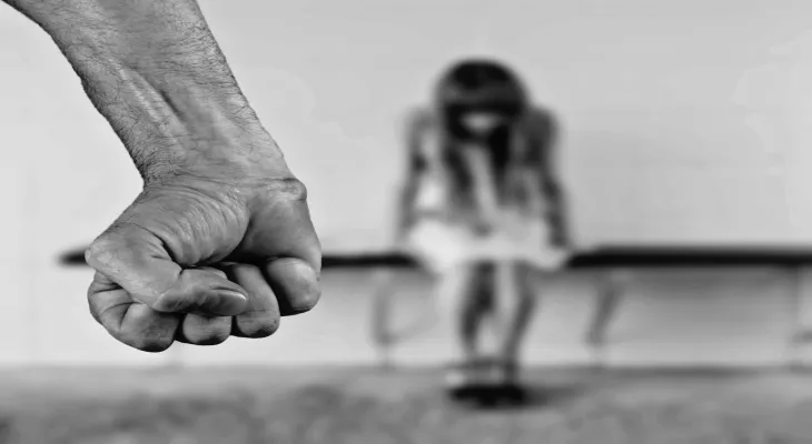 Life imprisonment for a man who killed his partner and her two children