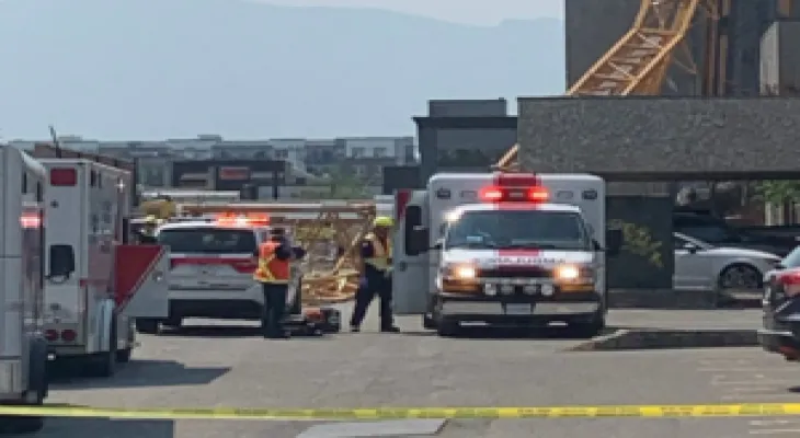 Ottawa: Worker falls at construction site and rescue units intervene