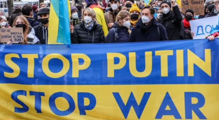 The children of the Russian community in Ottawa demonstrate in support of Ukraine and in rejection of the war