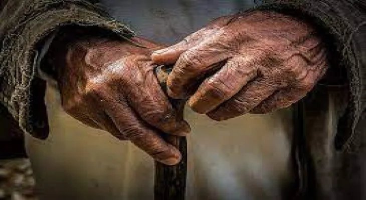103-year-old man raises funds for Ukrainian children