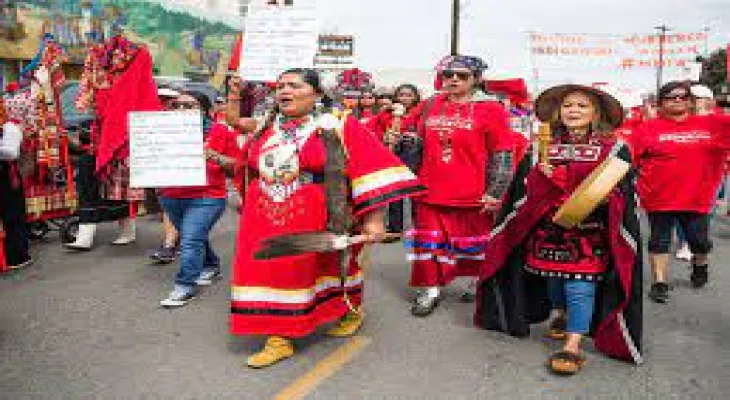 A march in Edmonton covered in red reveals the suffering of Indigenous peoples