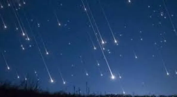 Ontario may witness a rare "meteor storm" tonight