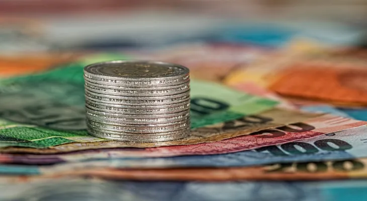 The main most dangerous factors affecting the financial system in the Bank of Canada report today