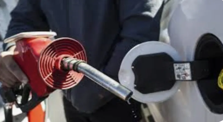 Quebec: Gasoline price drop expected next week before rising again