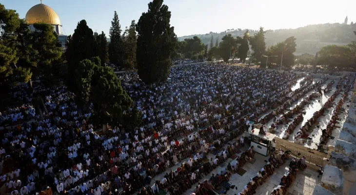 Muslims celebrate the blessed Eid al-Adha.. millions around the world perform the Eid prayer and the pilgrims of the House of God throw the Jamrah Aqabah