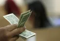What are the main drivers of the US dollar at the beginning of the week?