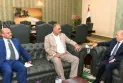 After the meeting of President Al-Alimi with the governor of the bank, exchange rates rose and observers exclude radical reforms for the Yemeni central bank.