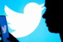 The social media site experiences an outage for one hour