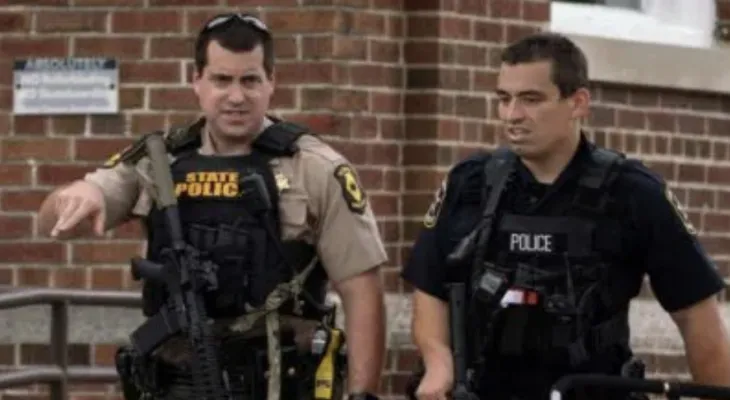 Four people killed in a shooting at a commercial market in Indiana