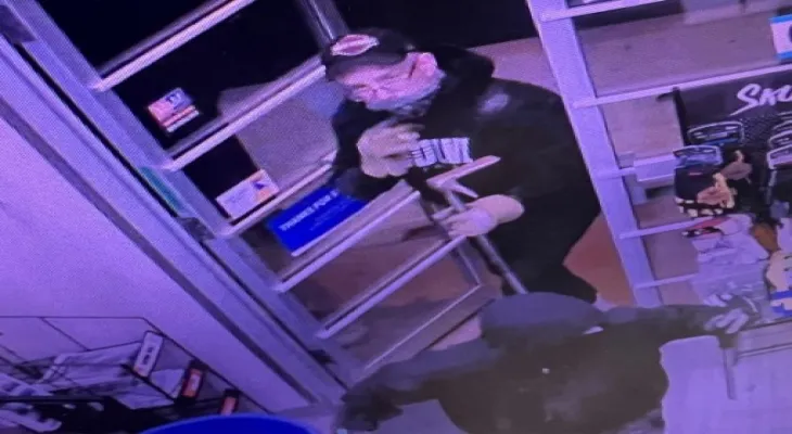 Alberta: $30,000 worth of tobacco products stolen from the gas station