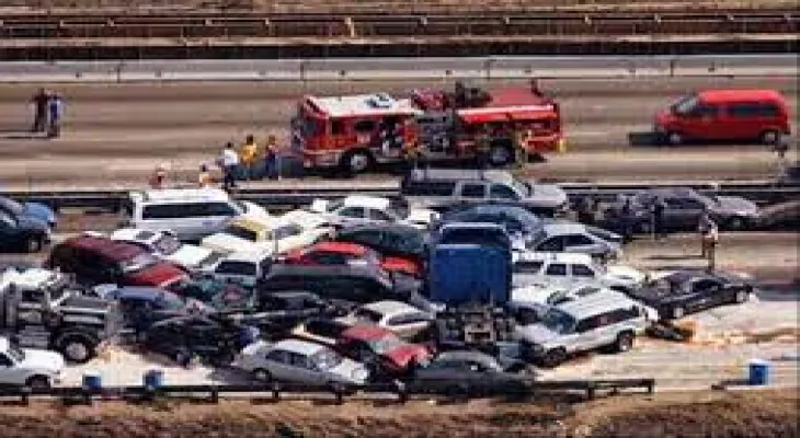 Major traffic accident results in 21 deaths as an initial toll