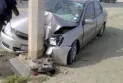 Car driver collision with a pole causes power outage for hundreds in West Vancouver