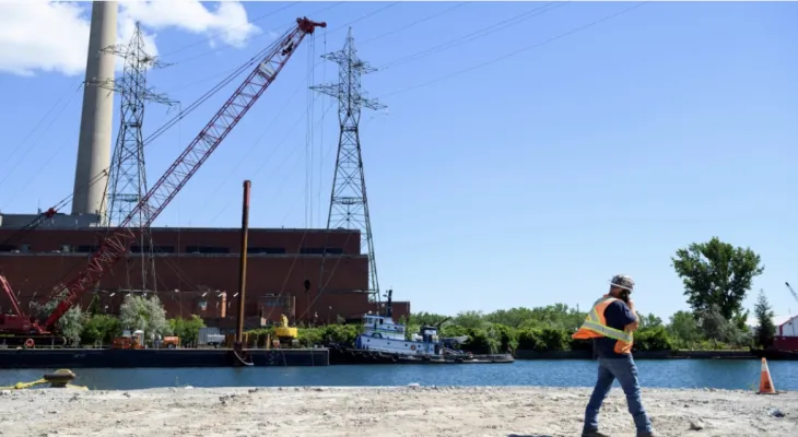 Restoration of electricity to downtown Toronto