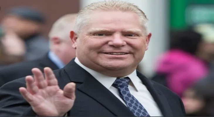 Ontario: Premier Doug Ford swallows a bee that disturbed him during a press conference!