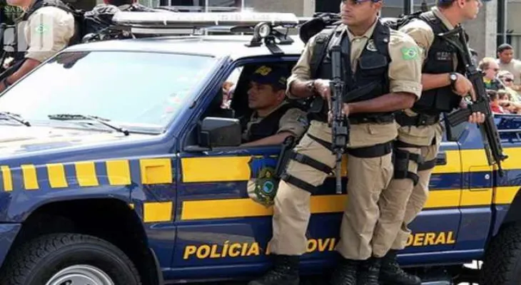 Brazil: Federal police accuse the president of spreading rumors about COVID-19 among the people