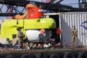 Lebanese submarine finds 10 bodies on board a sunken migrant ship