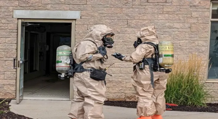 A hotel in Ottawa was evacuated after dangerously high levels of chlorine were discovered.