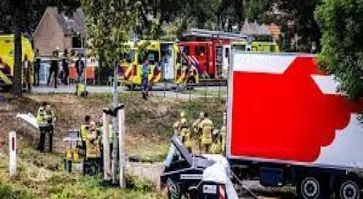 Netherlands: Dead and injured as a heavy truck runs over a group of people