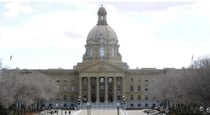 Thanks to oil prices, Alberta achieves the largest surplus ever