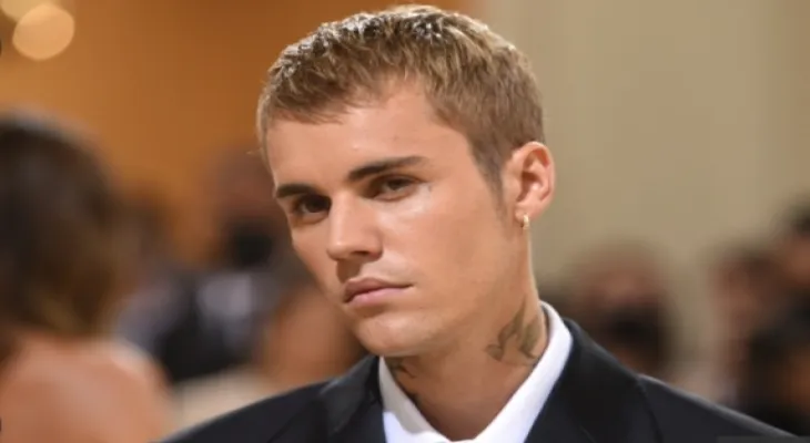 Justin Bieber postpones his world tour for health reasons after being diagnosed with "Ramsay Hunt"