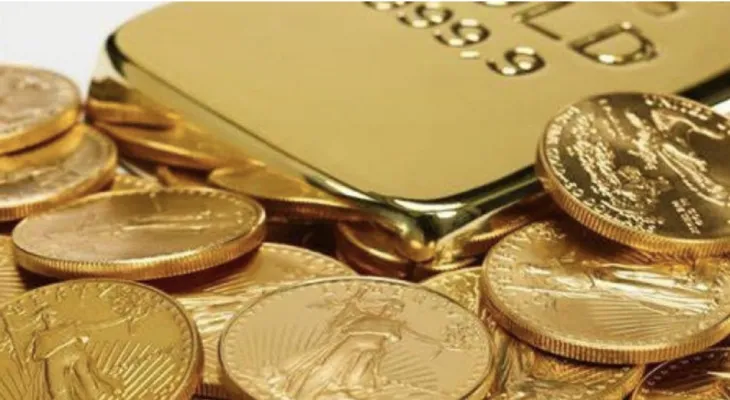 Decline in gold prices in global markets with rise in US dollar