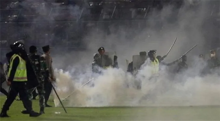 Indonesia stadium tragedy and the death of 131 people