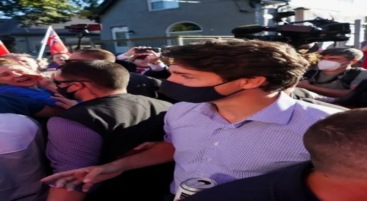 Federal court decides to try a man accused of throwing stones at Trudeau next March