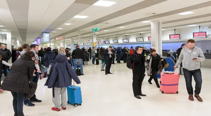 Internet outage at some American airports, investigations are still ongoing
