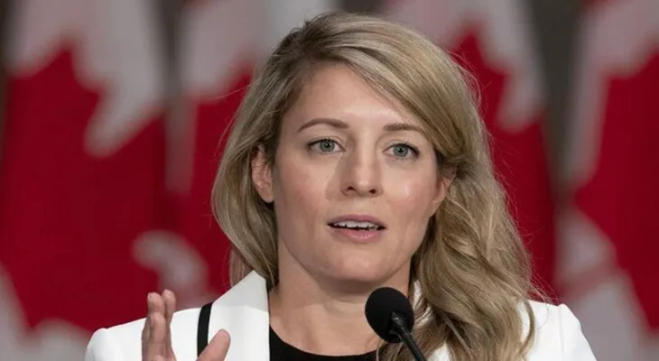 Canadian Foreign Minister strongly condemns Russian attacks on Ukraine