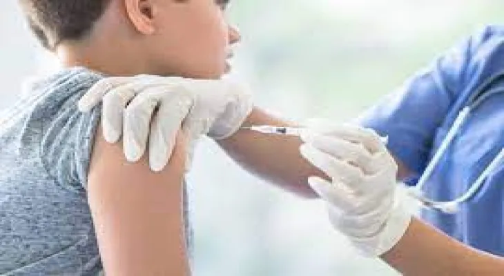 Residents of Ontario aged 12 and over can book the Omicron booster shot.