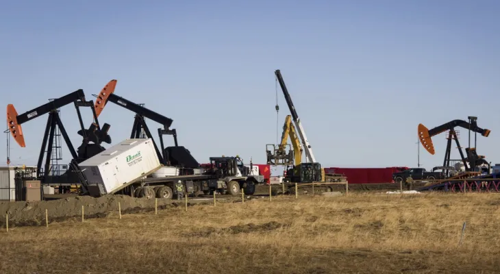 Canadian oil prices fall to their lowest levels against U.S. crude since 2018