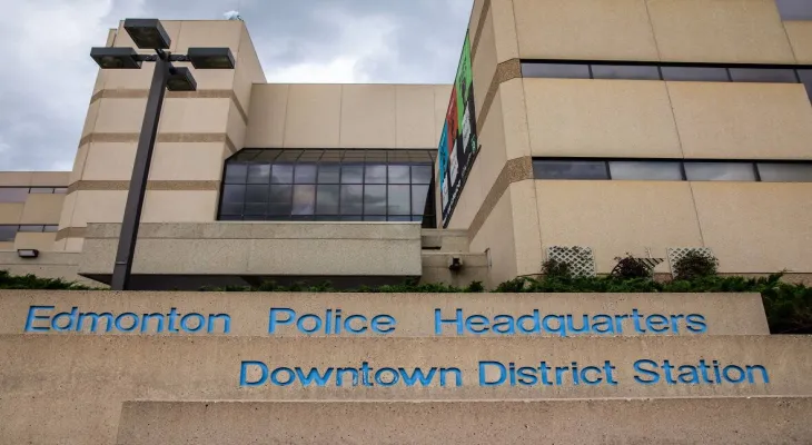 Edmonton Police: Two peace officers investigated in the death of a man from a drug overdose in the cell