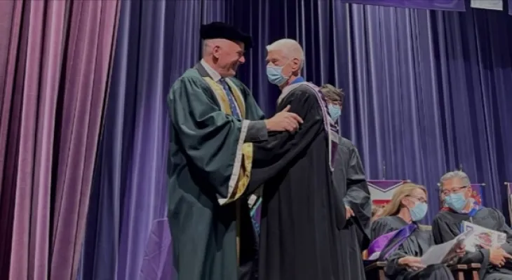 84-year-old Canadian with Alzheimer's graduates from university