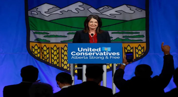 Prime Minister Danielle Smith addresses UCP members at the general assembly meeting