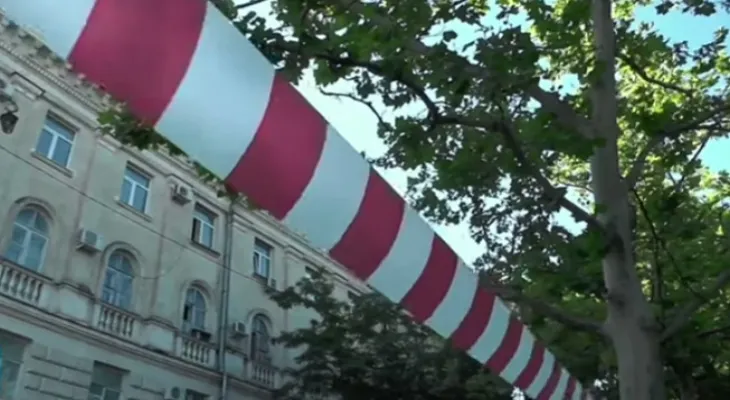 Russia suspends Ukrainian grain export deal after its fleet in Crimea is targeted by drones