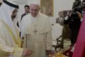 The Pope calls for the abolition of the death penalty upon his arrival in Bahrain