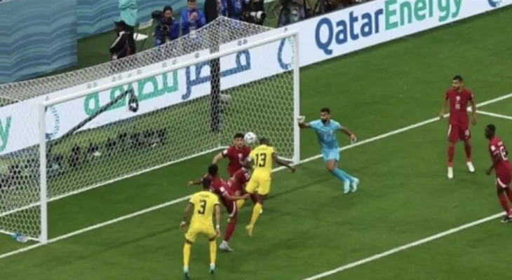 In the first match of the 2022 World Cup…. Ecuador national team crushes Qatar national team with two clean goals