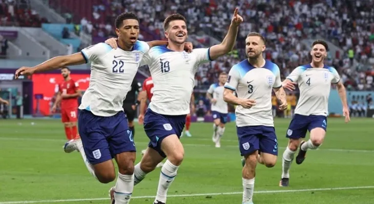 After the scandal of the Qatari national team in the World Cup opener, the Iranian national team falters against the English national team.