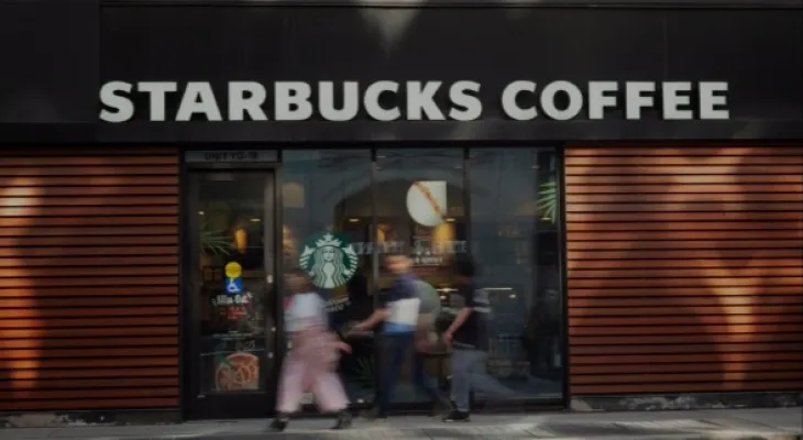 Canadian workers face barriers amid increasing union pressure at Starbucks