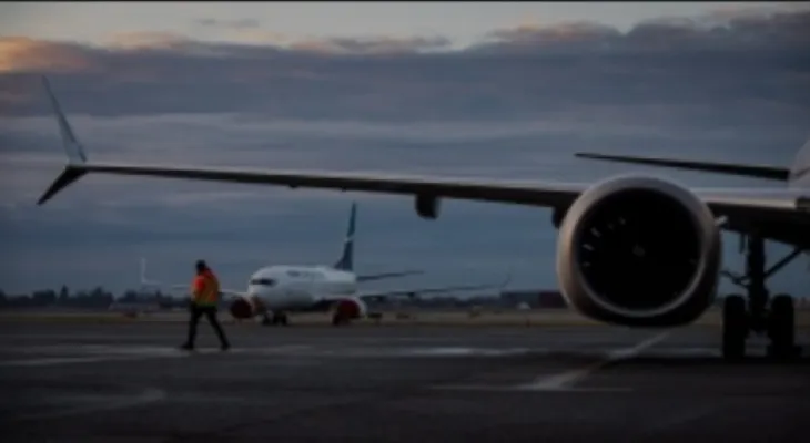 The government and the "Canadian Air Sector" met to discuss improvements in transportation