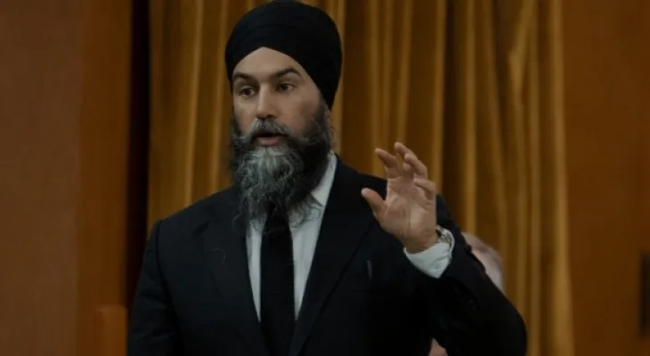 Jagmeet Singh calls on Canada Post to drop the additional fuel surcharge during the holiday peak period