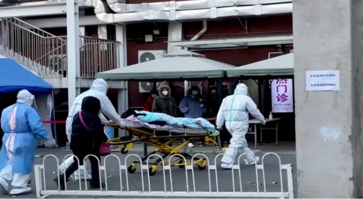 China faces a surge in COVID-19 cases, and its president holds an urgent meeting with the high leadership to address the outbreak.